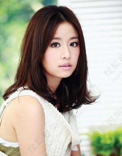 林心如最近生活照,尽显自然美态